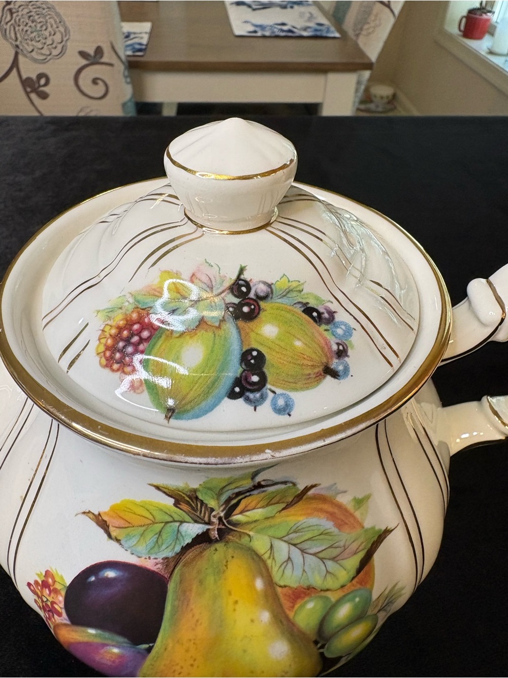 Vintage James Sadler & Sons Porcelain Teapot 22kt Gold  Trim - Picture 4 of 11